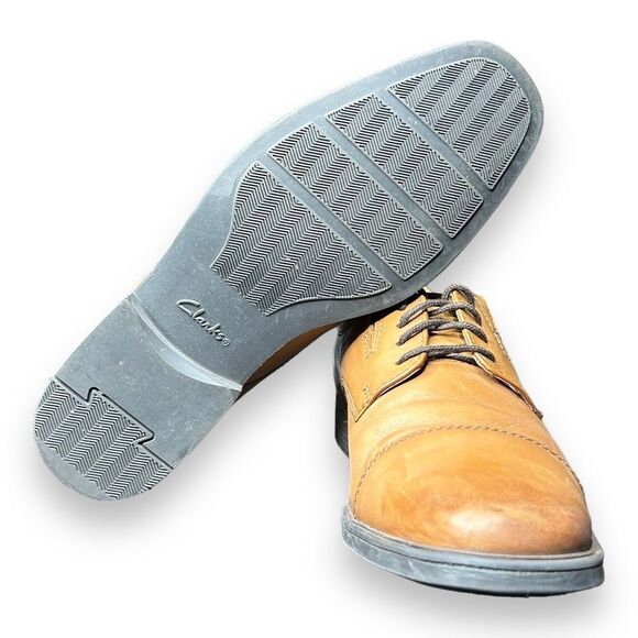 Clarks Size 8.5 Derby Dress Shoes Brown Leather Cap Toe Lace Up Solid - Picture 6 of 7